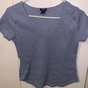 Hey I’m selling a Rue21 shirt‼️